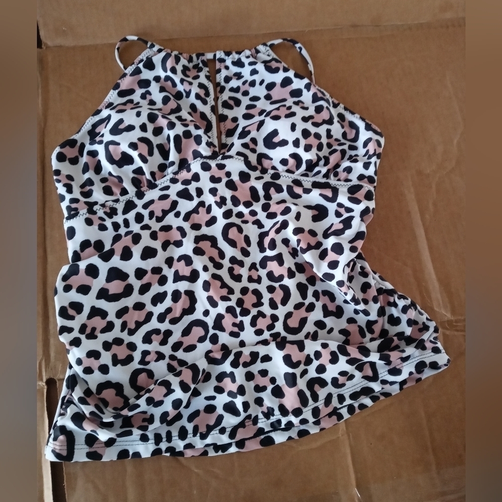 BEACHSISSI CHEETAH PRINT PADDED TANKINI SMALL NEW